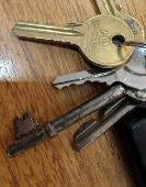 Set of FIVE mixed house keys, ONE Car fob and a High Street Shop Tag. (Name the 