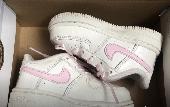 We lost our daughter right foot Nike Air Force toddler trainer while walking fro