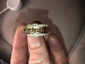 I lost my earring ... please if somebody found contact with me. Thank you 