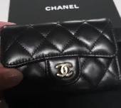 Lost my Card case whilst walking from Covent garden to Leicester square. I only