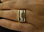 Hi I have lost my wedding ring. It may have slipped off in the Morrison's car pa