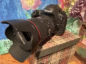 I lost a small Camera bags with a Canon EOS 5DSR and a Canon EF 24-105mm f4L IS