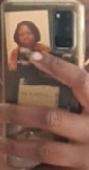 Helo , I lost my Samsung S20 cosmic Grey with my mum photo on the back and a Fit